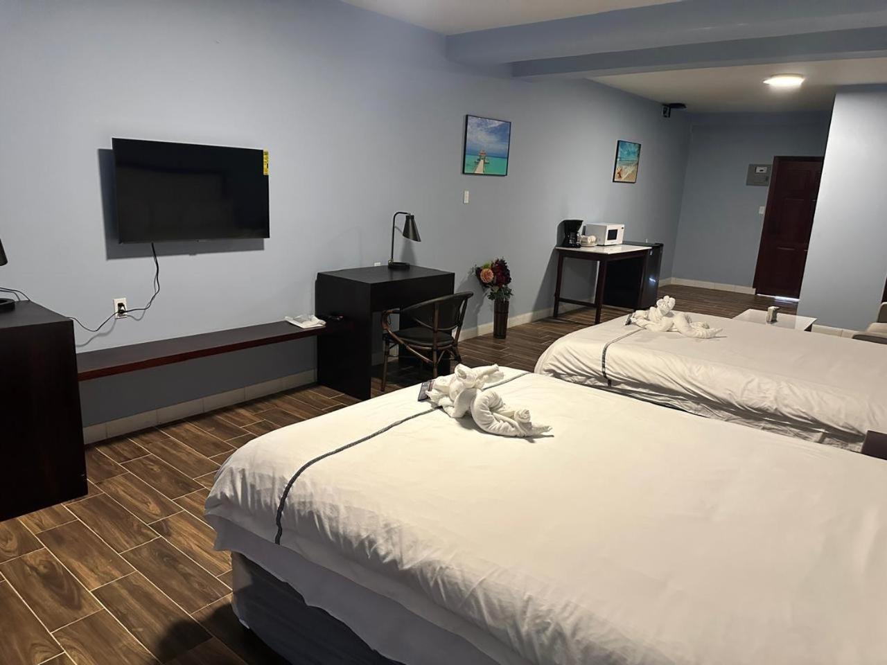 Enjoy Hotel Caye Caulker Extérieur photo