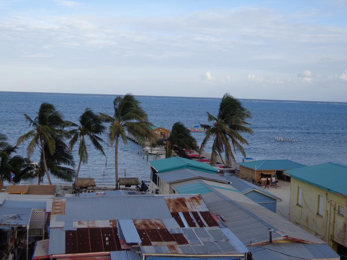 Enjoy Hotel Caye Caulker Extérieur photo
